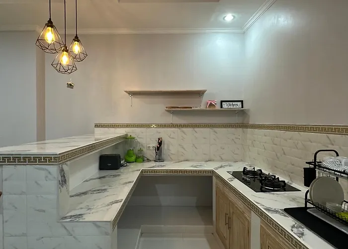Happy House Villa *